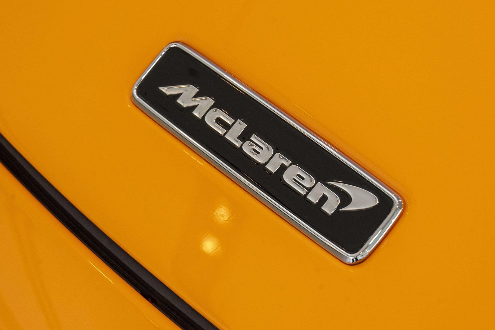 Used 2024 McLaren 750S Spider RWD image 53