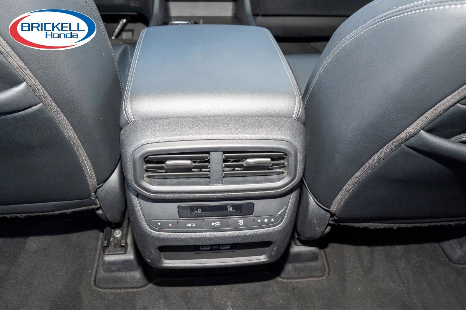 Used 2023 Honda Pilot Touring image 26