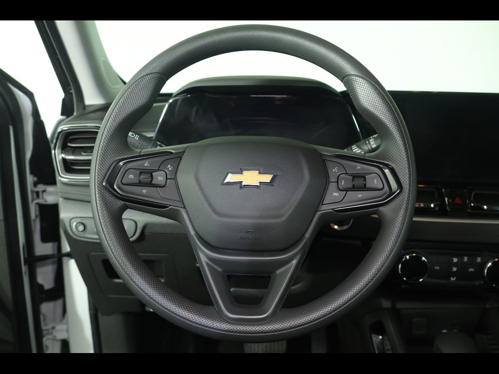 Used 2025 Chevrolet TrailBlazer LT FWD image 10