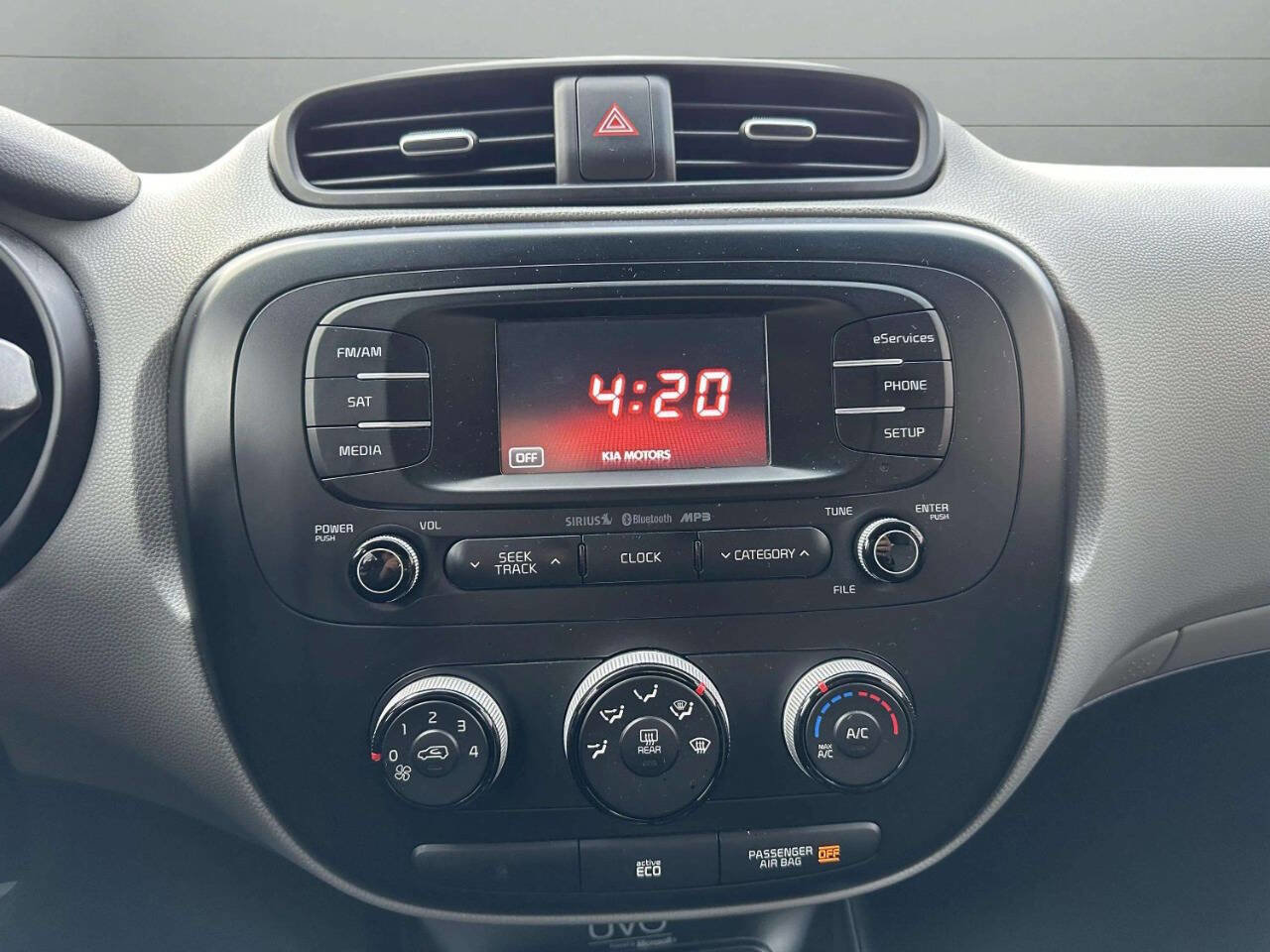 Used 2014 Kia Soul + w/ UVO w/Eservices Package image 25