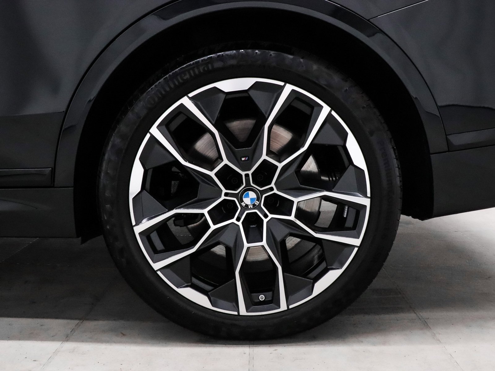 Used 2026 BMW X7 M60i image 6