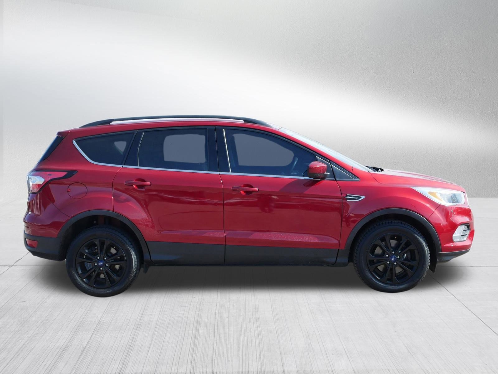 Used 2018 Ford Escape SE image 8