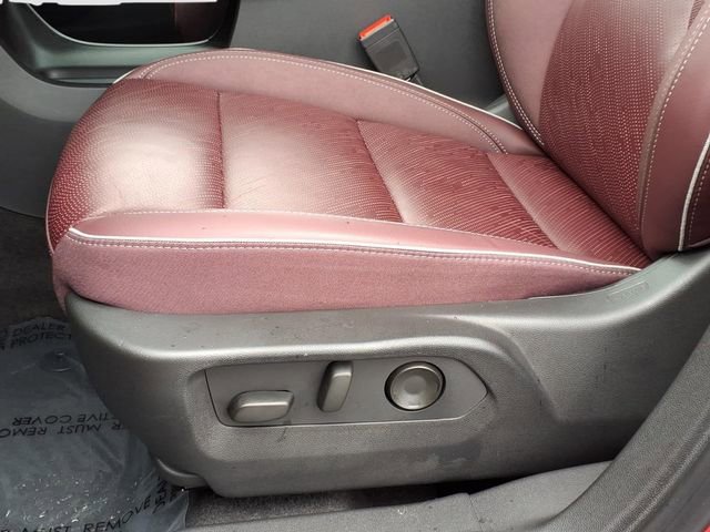 Used 2025 Buick Envision Sport Touring AWD/4WD image 9