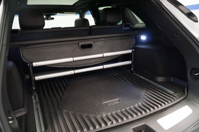 Certified 2022 Cadillac XT5 Premium Luxury image 22