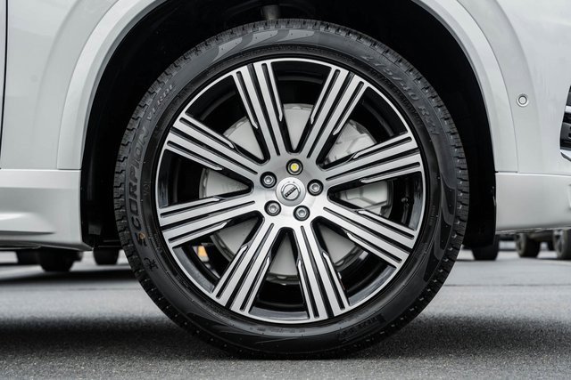 New 2025 Volvo XC90 T8 Ultra w/ Protection Package Premier image 15