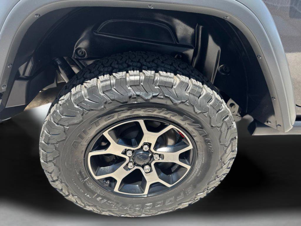 Used 2019 Jeep Wrangler Unlimited Rubicon AWD/4WD image 36