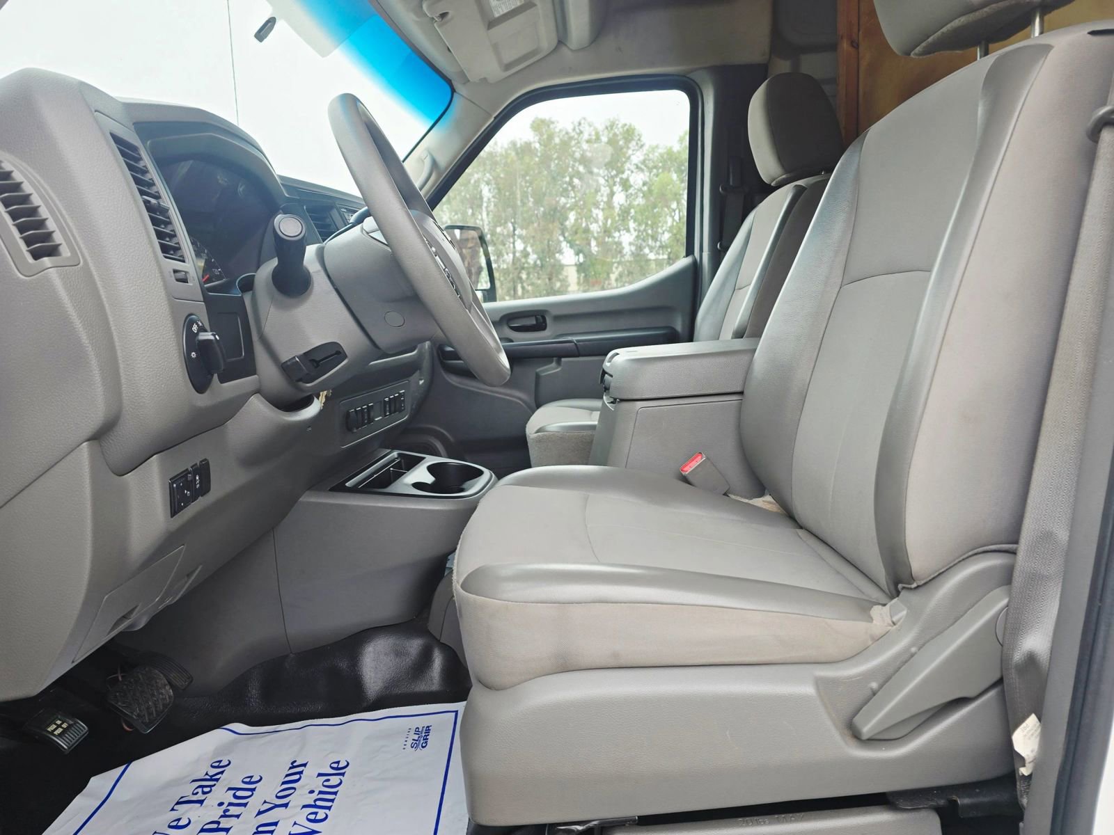 Used 2017 Nissan NV 2500 SV w/ Technology Package image 12