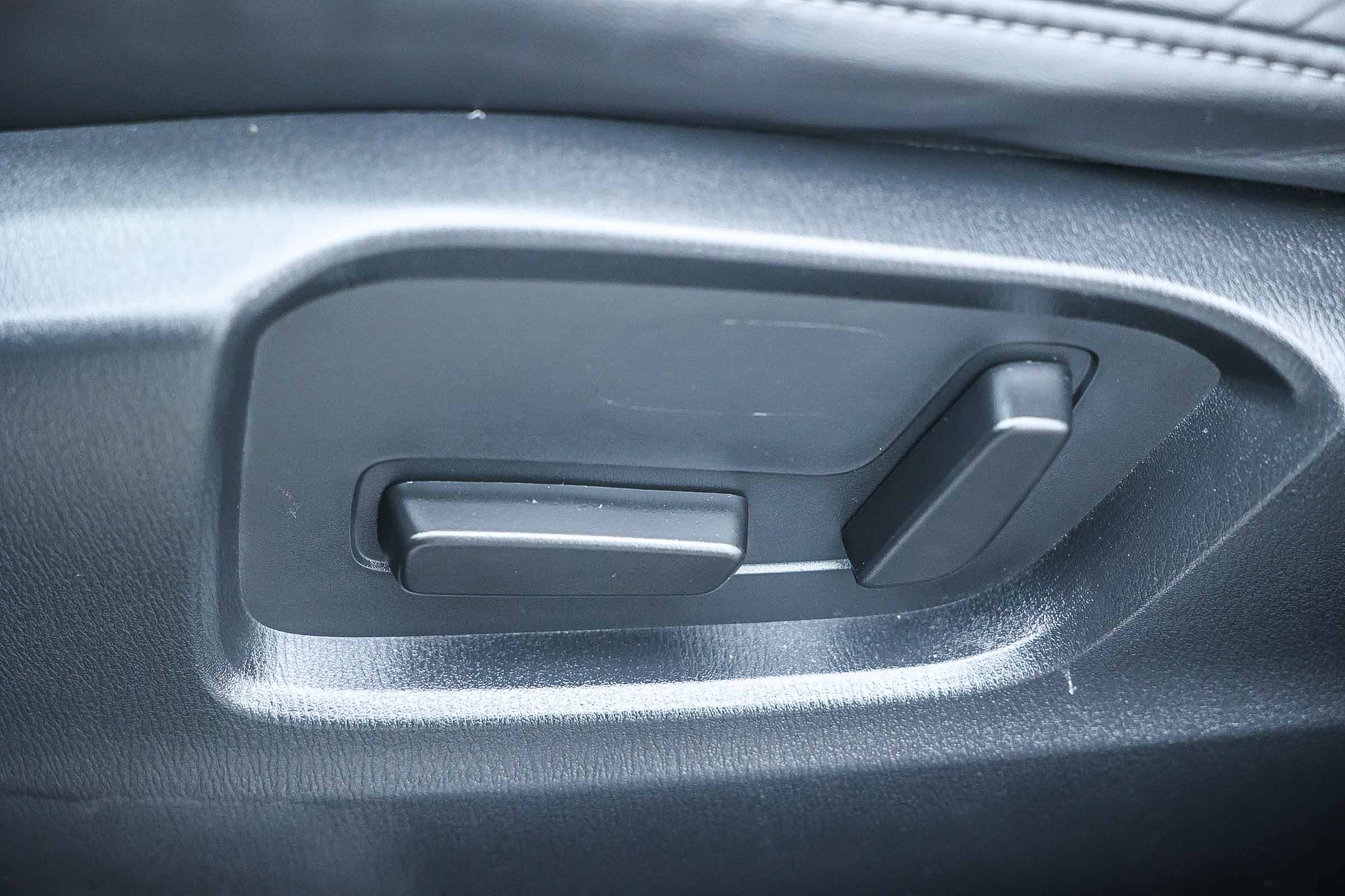 Used 2021 MAZDA CX-5 Touring image 27