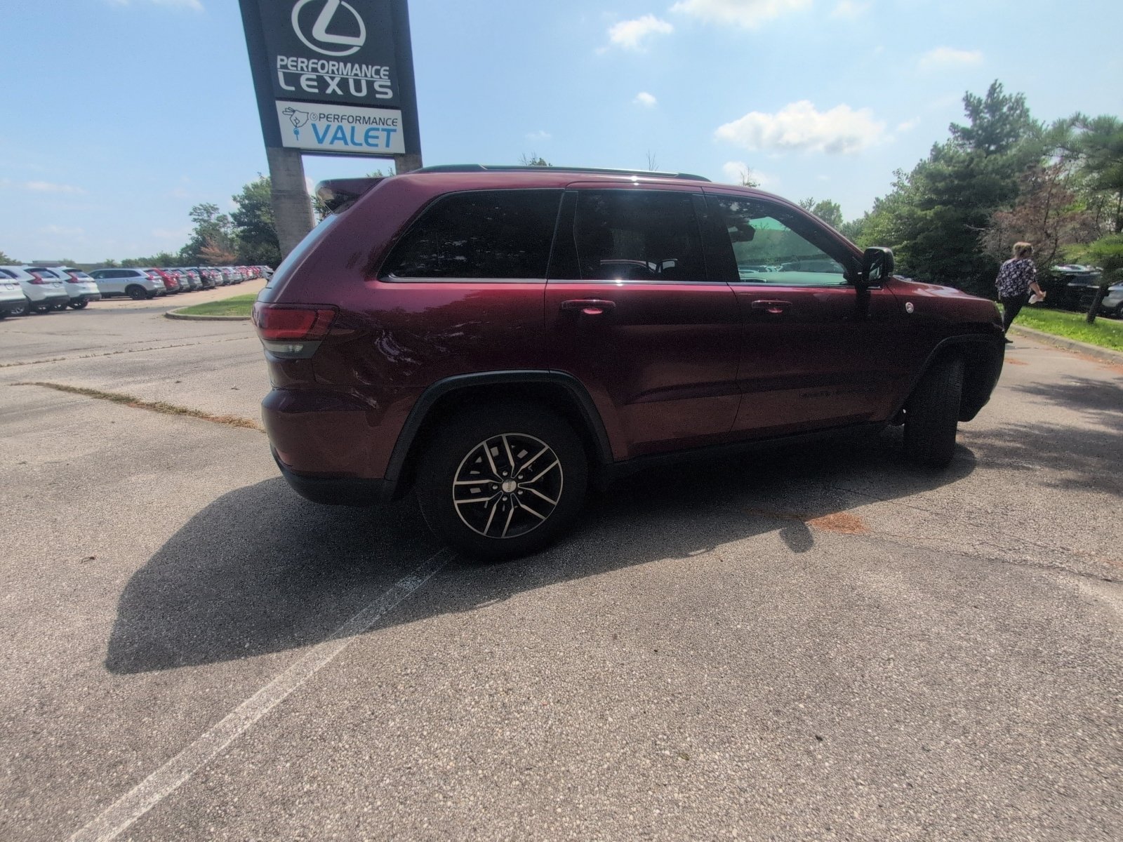 Used 2017 Jeep Grand Cherokee Trailhawk AWD/4WD image 26