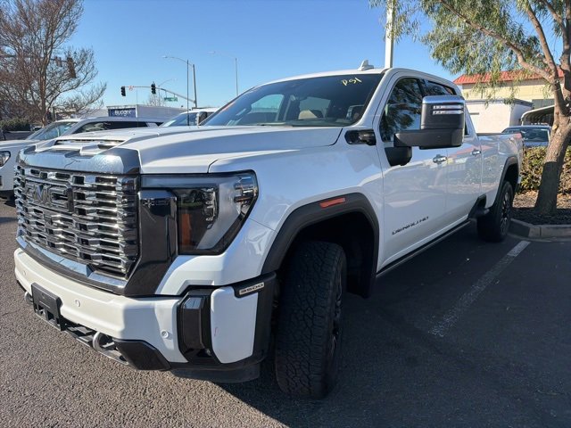 Used 2024 GMC Sierra 3500 Denali Ultimate image 12