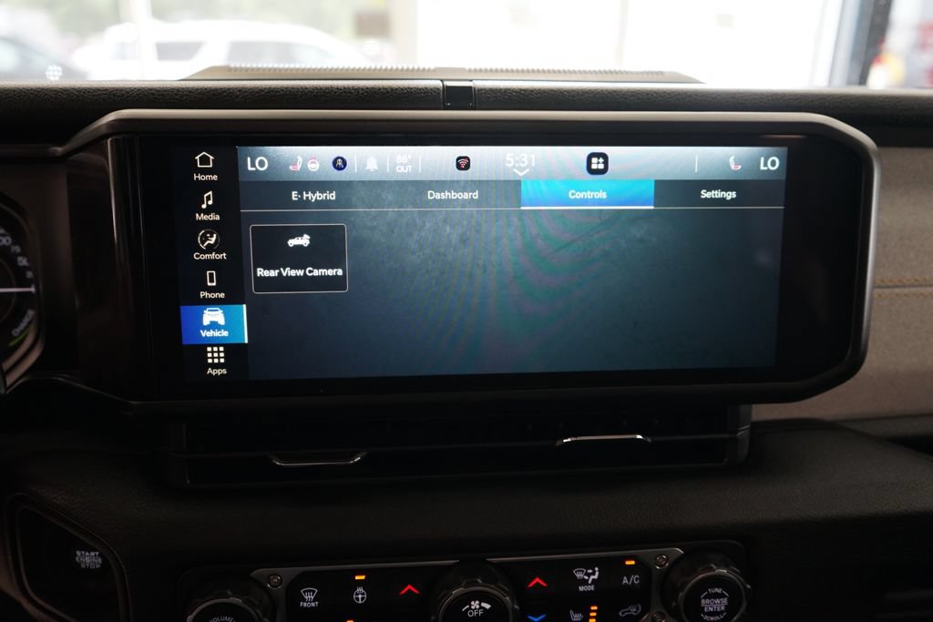 Used 2024 Jeep Wrangler Unlimited AWD/4WD image 35