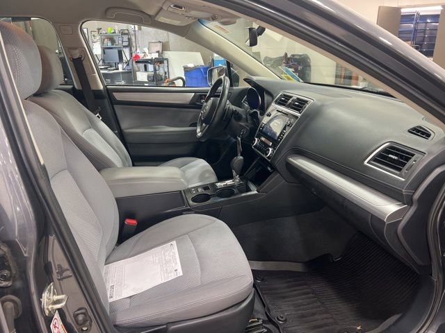 Used 2019 Subaru Outback 2.5i Premium AWD/4WD image 4