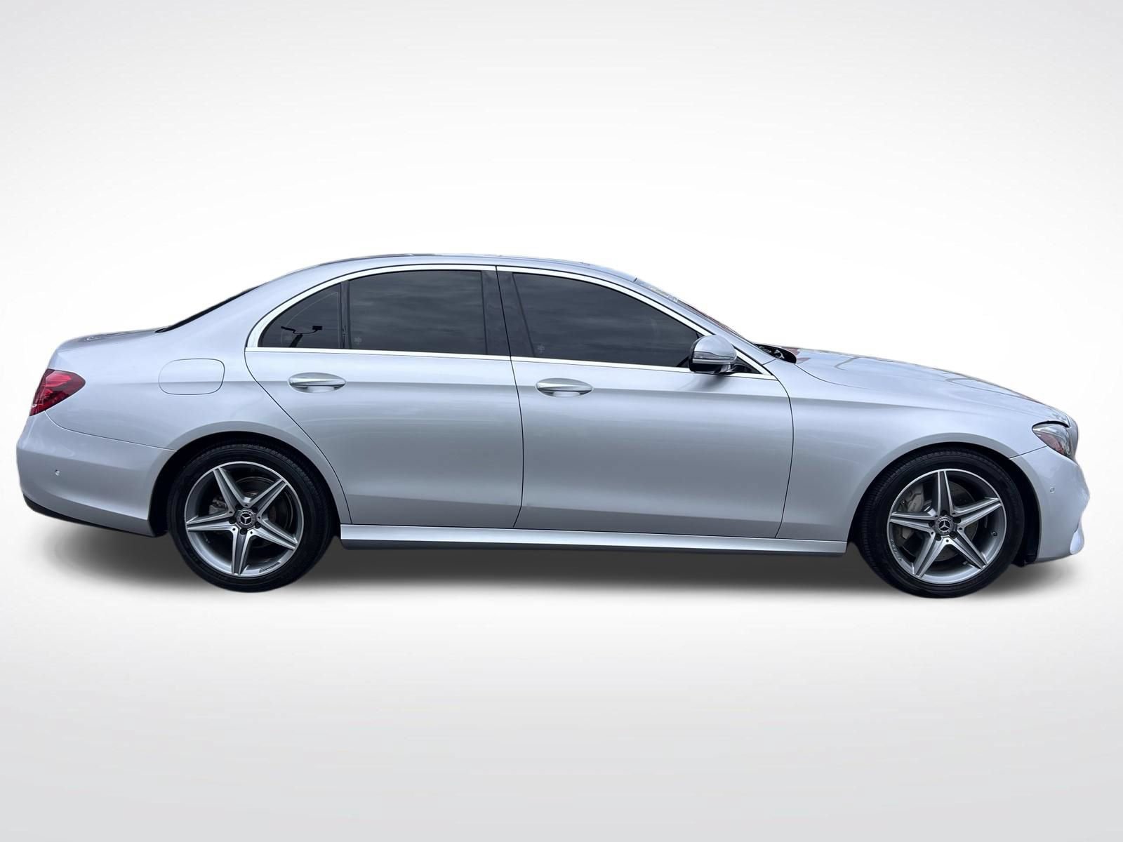 Used 2019 Mercedes-Benz E 300 image 11