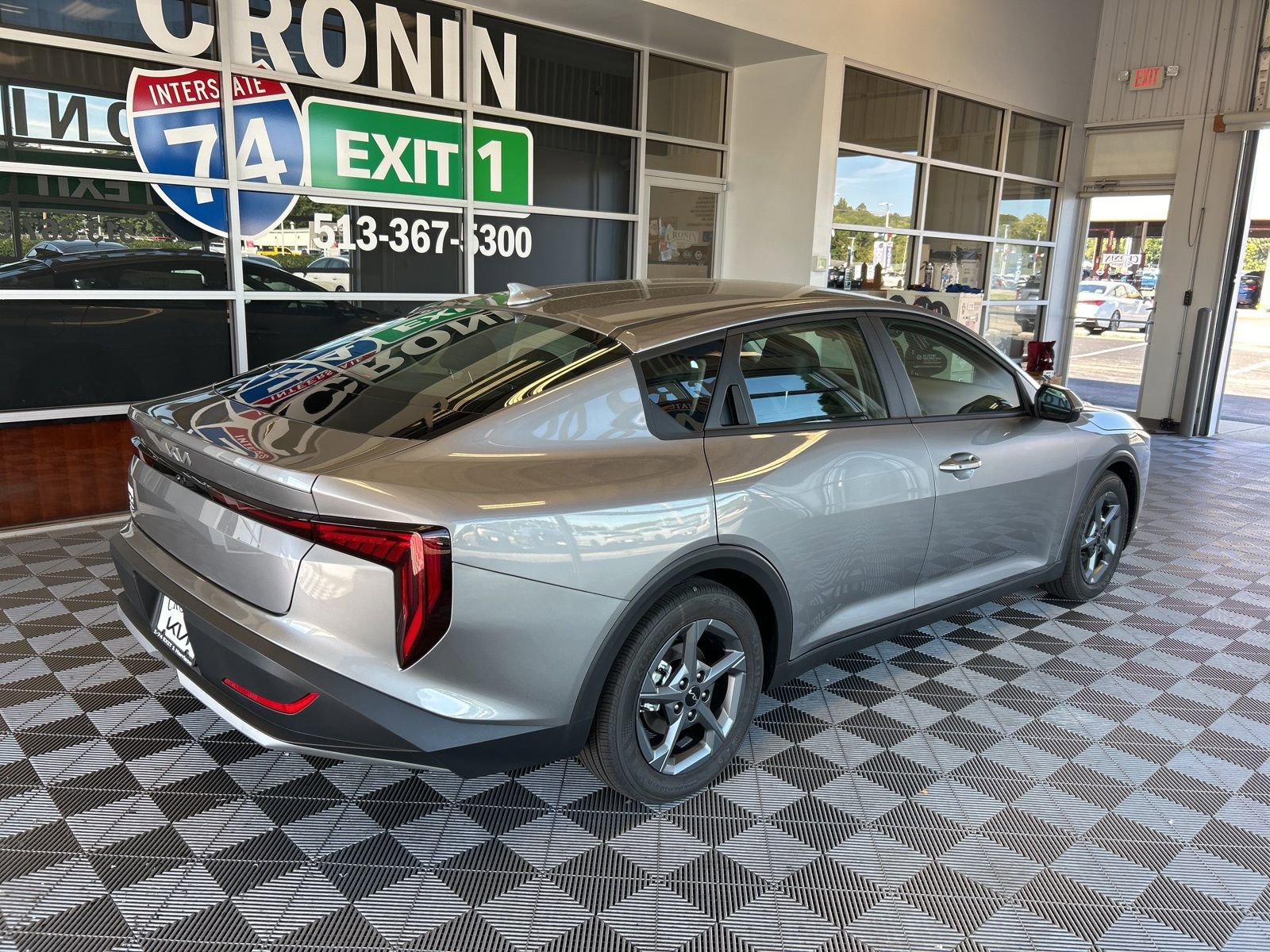 New 2025 Kia K4 LXS image 6