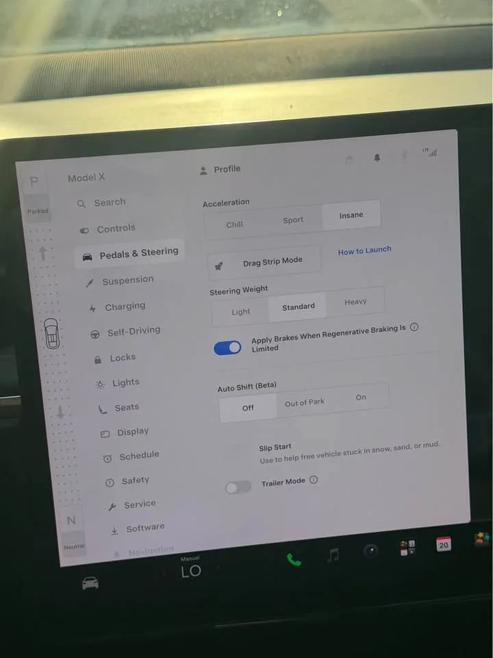 Used 2025 Tesla Model X AWD/4WD image 11