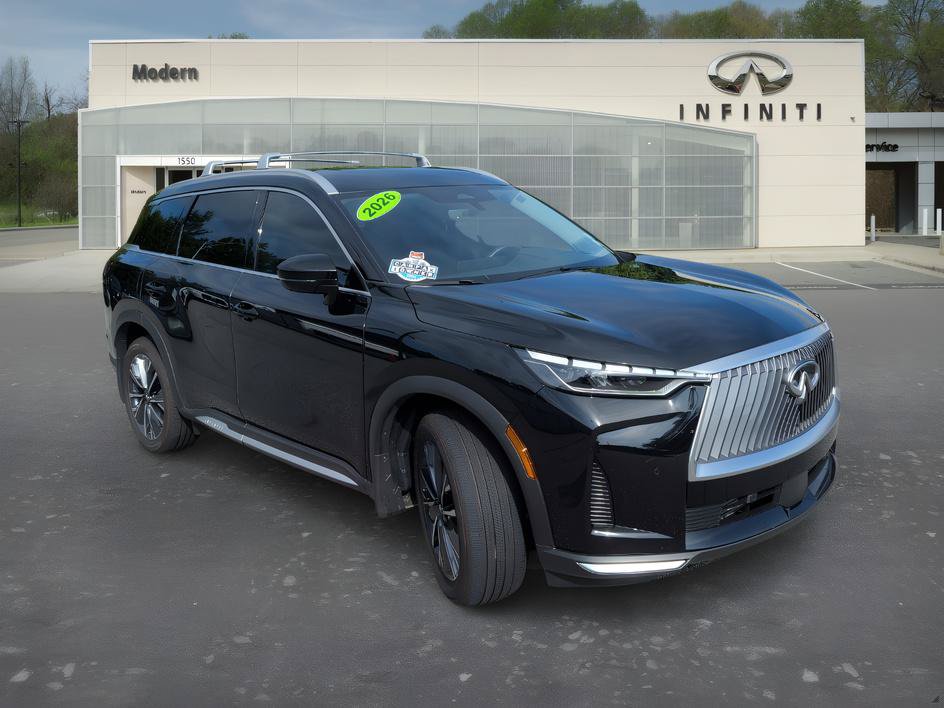 Certified 2026 INFINITI QX60 Luxe w/ Cargo Package AWD/4WD image 2