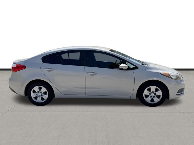 Used 2015 Kia Forte LX FWD image 4