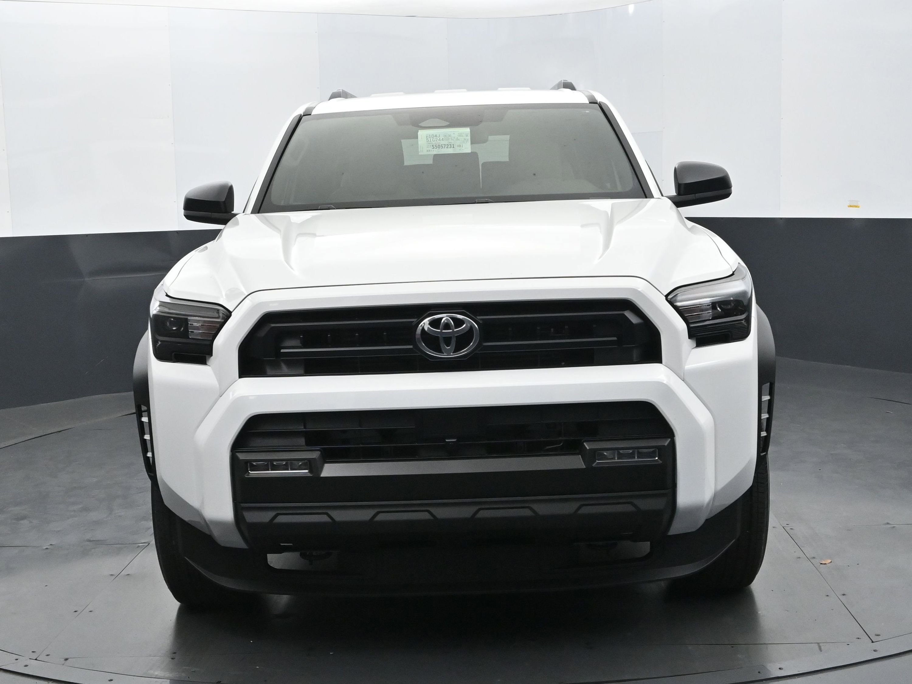 Used 2025 Toyota 4Runner SR5 AWD/4WD image 8