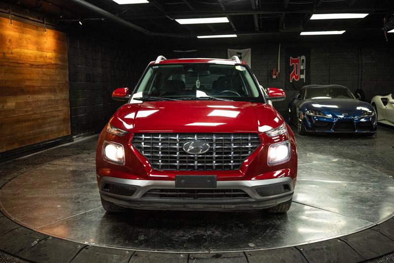 Used 2021 Hyundai Venue SEL image 4
