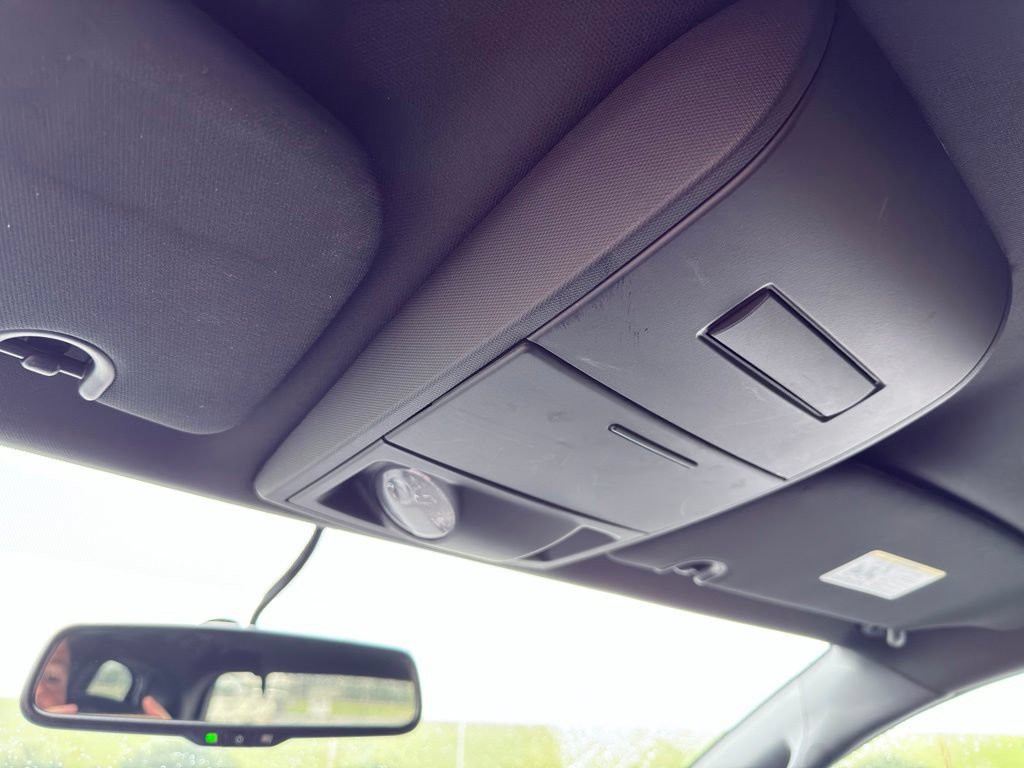 Used 2017 Dodge Grand Caravan SE FWD image 39