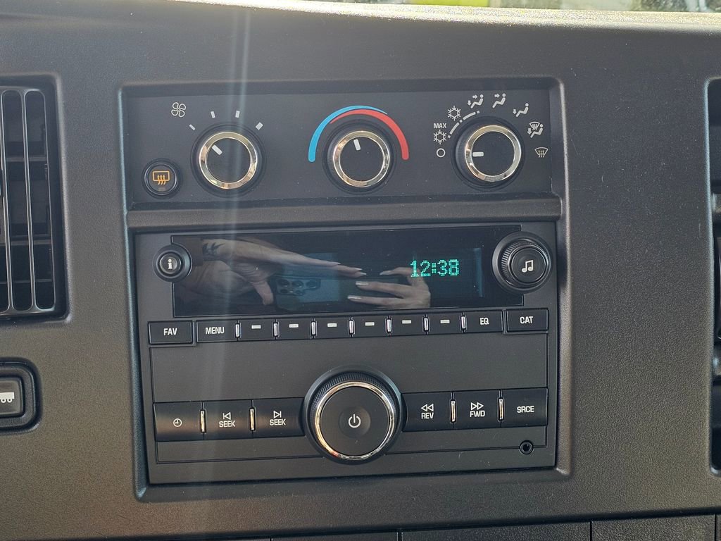 Used 2019 Chevrolet Express 3500 LT w/ LT Preferred Equipment Group image 21