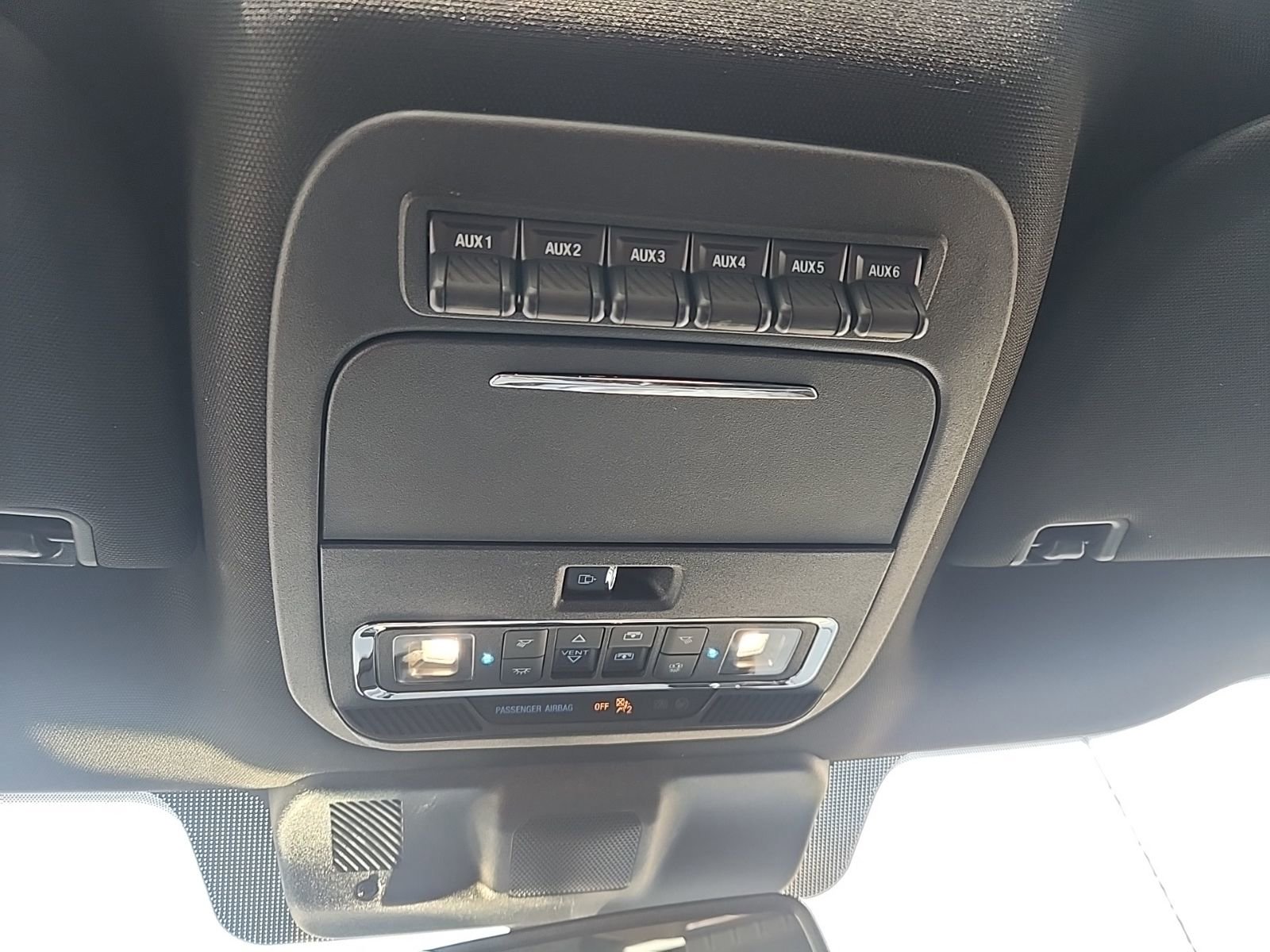 Used 2025 Ford F150 Raptor image 18