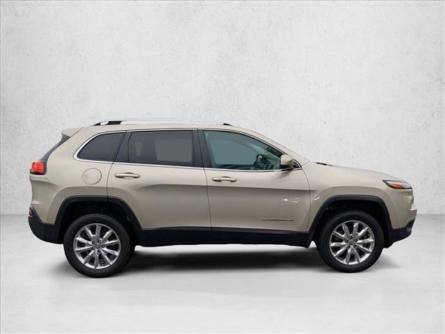 Used 2014 Jeep Cherokee Limited w/ Luxury Group image 4
