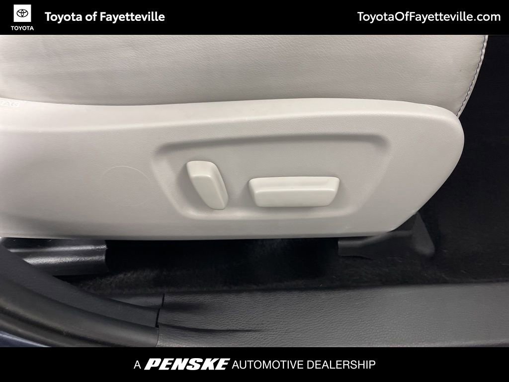 Used 2019 Toyota Highlander XLE FWD image 9