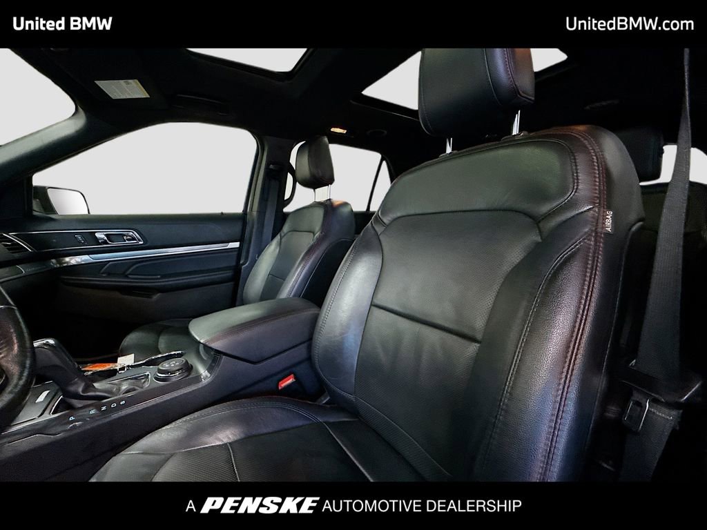 Used 2018 Ford Explorer Sport w/ Equipment Group 401A image 5