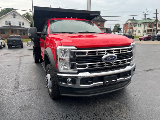 New 2025 Ford F550 4x4 Regular Cab Super Duty image 16