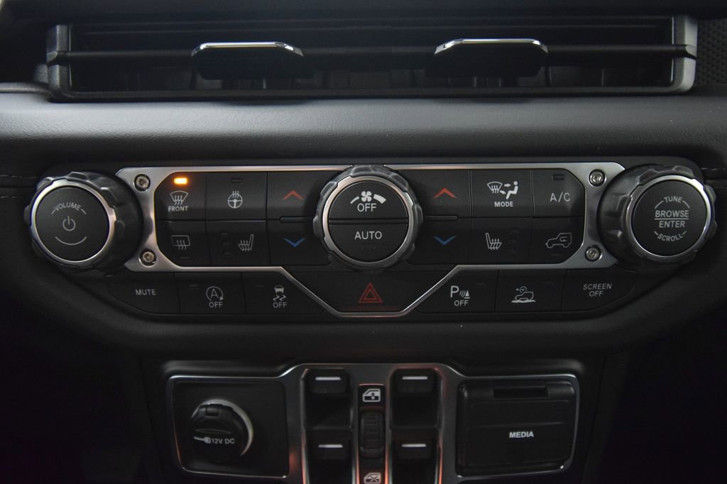 New 2026 Jeep Gladiator Rubicon AWD/4WD image 24