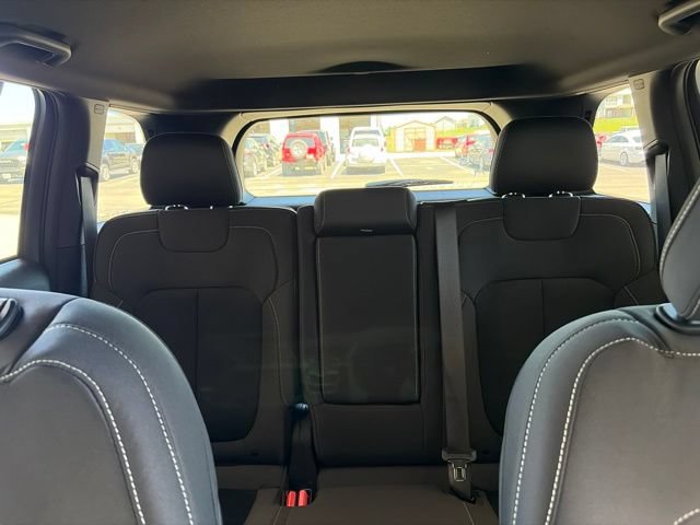 New 2026 Jeep Grand Cherokee Laredo AWD/4WD image 16