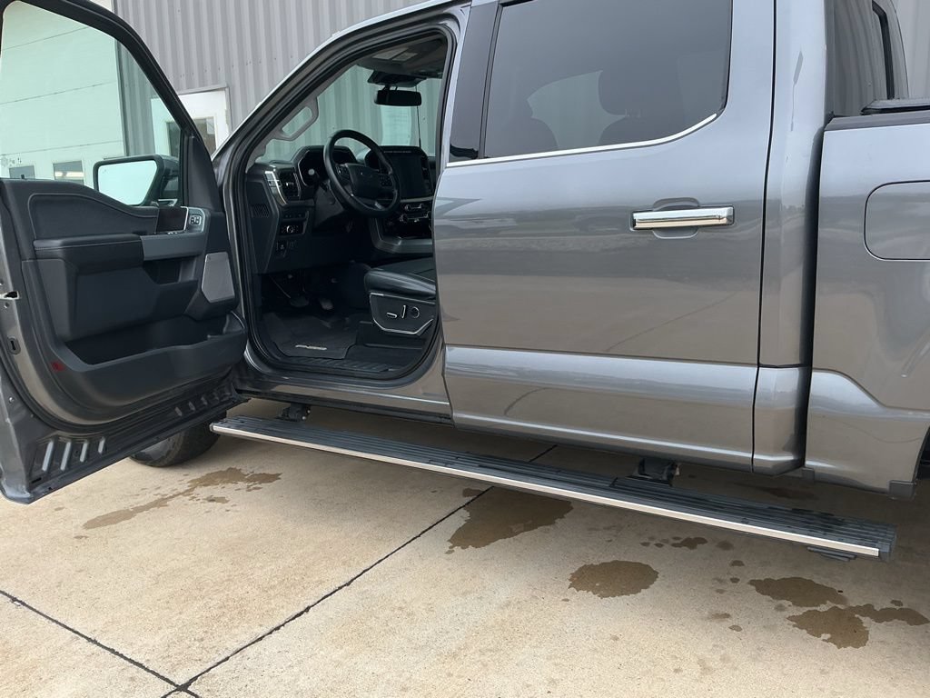 Used 2023 Ford F150 Lariat w/ Equipment Group 502A High AWD/4WD image 8