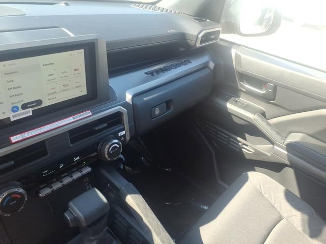 Certified 2025 Toyota Tacoma SR5 AWD/4WD image 12