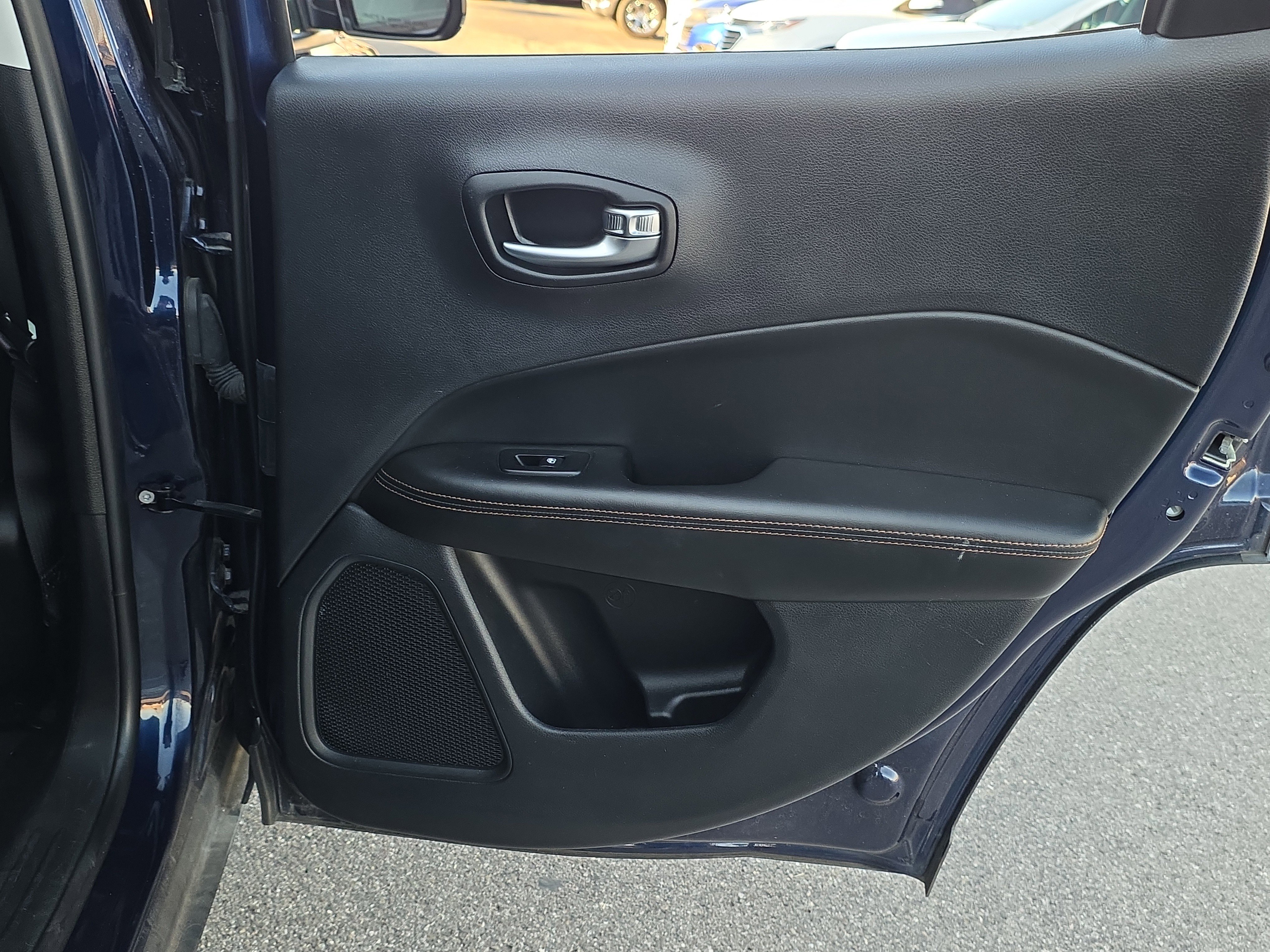 Used 2021 Jeep Compass Limited image 27