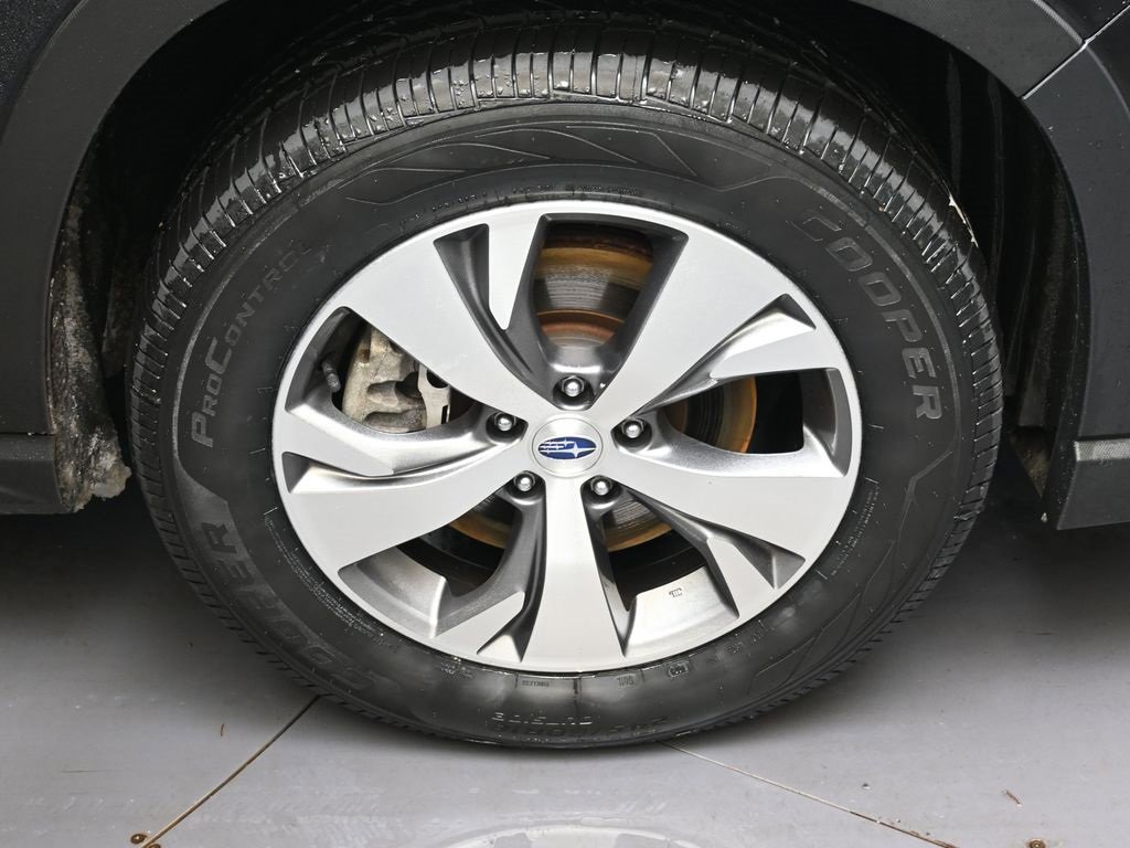 Certified 2024 Subaru Ascent Premium w/ Convenience Package image 10