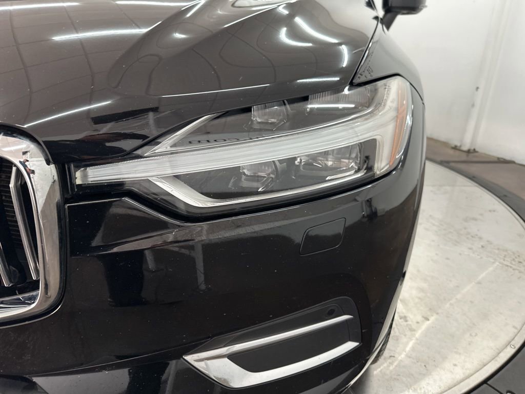 Used 2018 Volvo XC60 T6 Inscription w/ Luxury Seat Package image 26