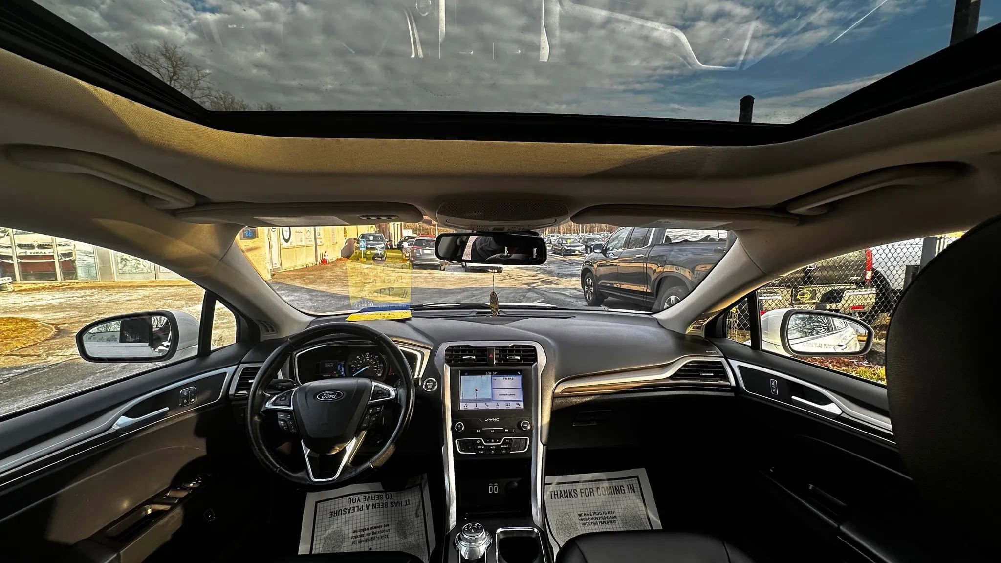 Used 2019 Ford Fusion SEL image 23