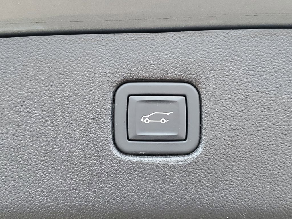 Certified 2023 Chevrolet Blazer RS w/ LPO, Floor Liner Package image 33