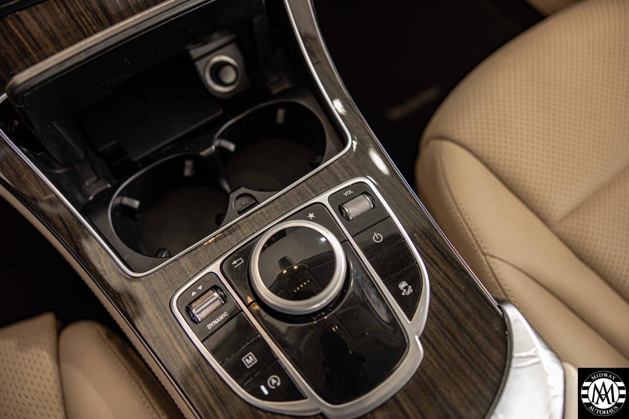 Used 2018 Mercedes-Benz GLC 300 4MATIC w/ Premium Package image 15
