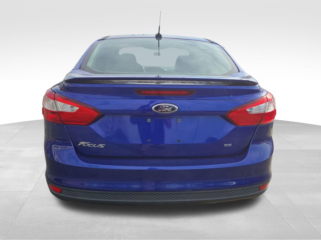 Used 2014 Ford Focus SE w/ Equipment Group 201A image 4