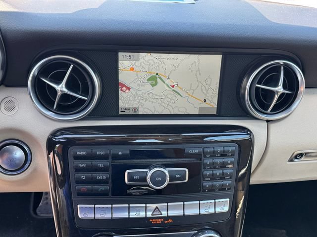 Used 2015 Mercedes-Benz SLK 250 image 20