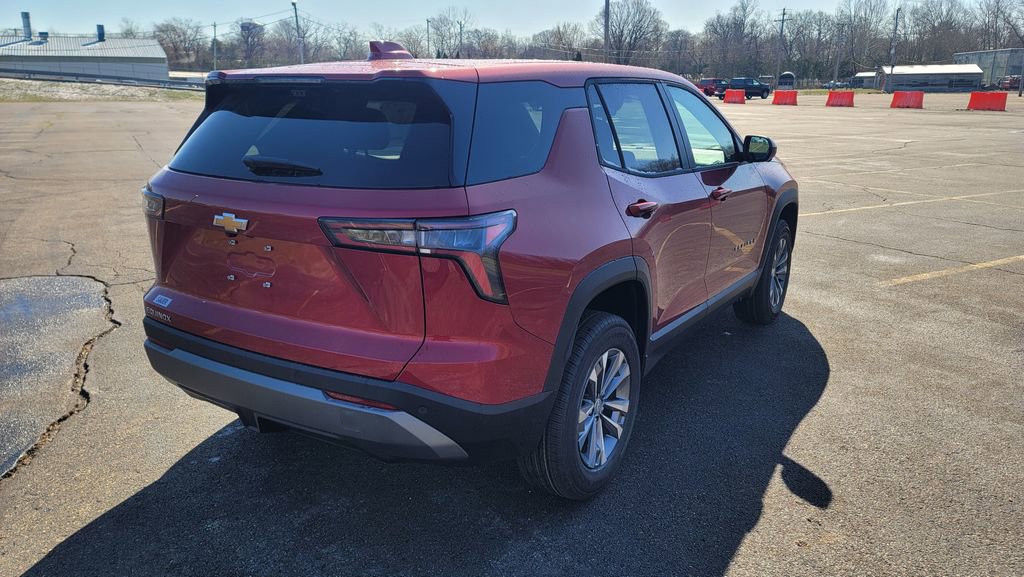 New 2026 Chevrolet Equinox LT w/ Safety and Technology Package FWD image 12