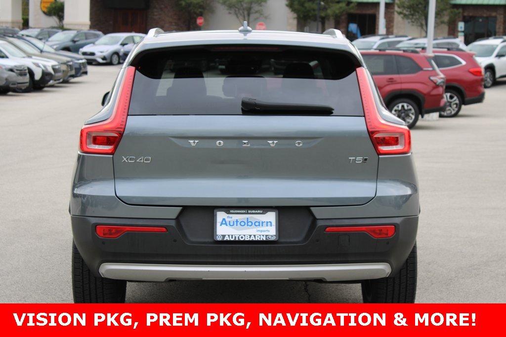 Used 2019 Volvo XC40 T5 Momentum image 6
