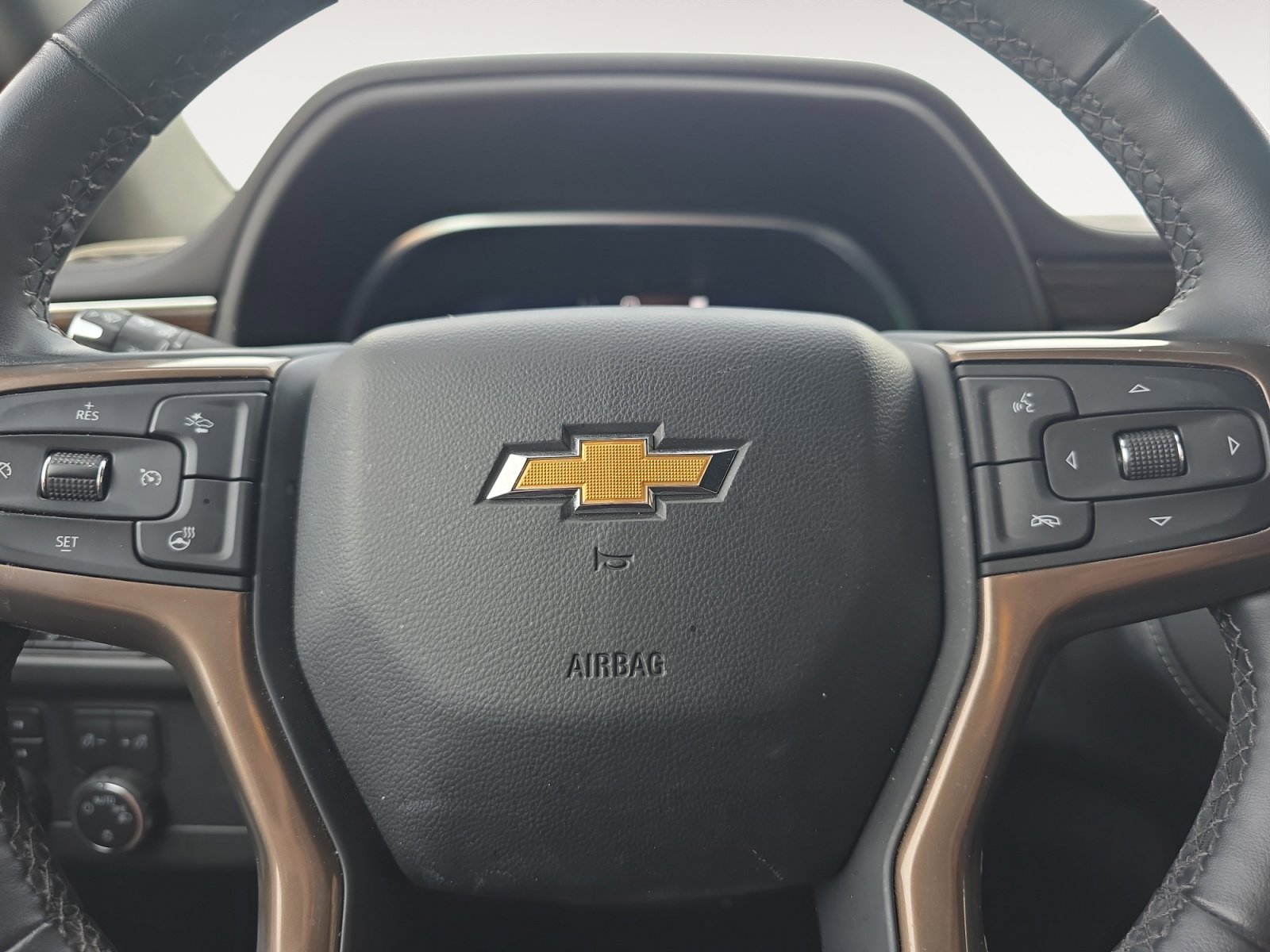 Used 2023 Chevrolet Tahoe High Country AWD/4WD image 10