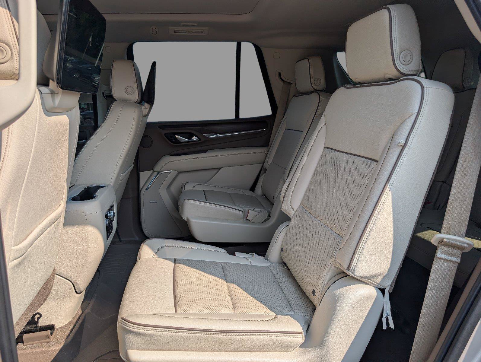 Used 2021 GMC Yukon Denali w/ Denali Ultimate Package RWD image 38