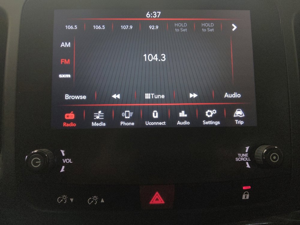 Used 2020 FIAT 500L Pop w/ Popular Equipment Group FWD image 25