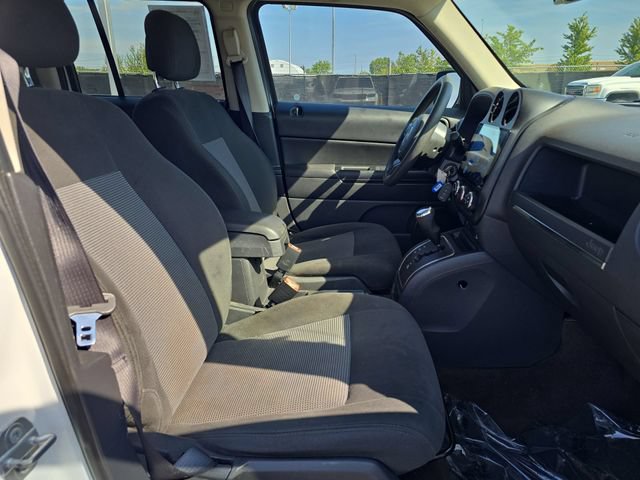 Used 2017 Jeep Patriot Sport w/ Power Value Group FWD image 31