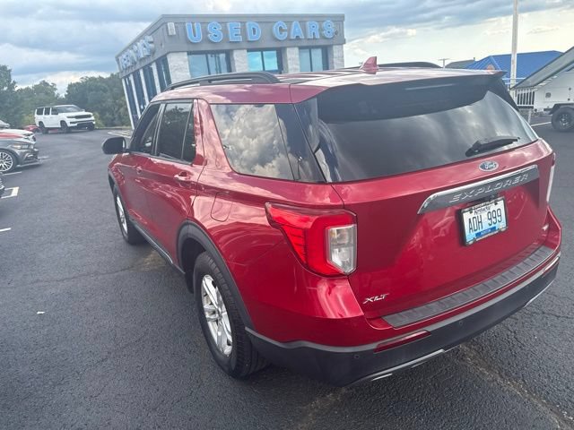 Used 2020 Ford Explorer XLT w/ Equipment Group 202A AWD/4WD image 6