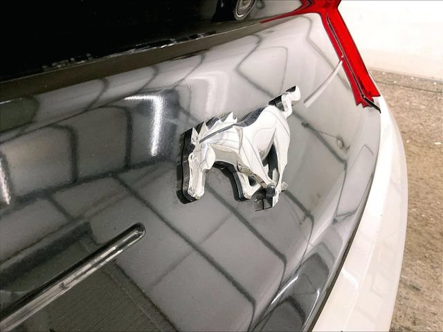 Used 2022 Ford Mustang Premium RWD image 13